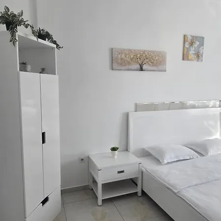 New Experience In Old Town 41 A Bukareszt